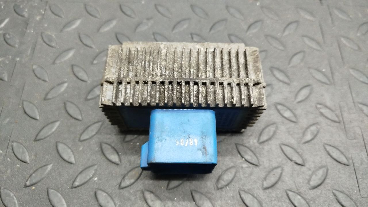 Реле свечей накала Opel Astra/H 2004-2014