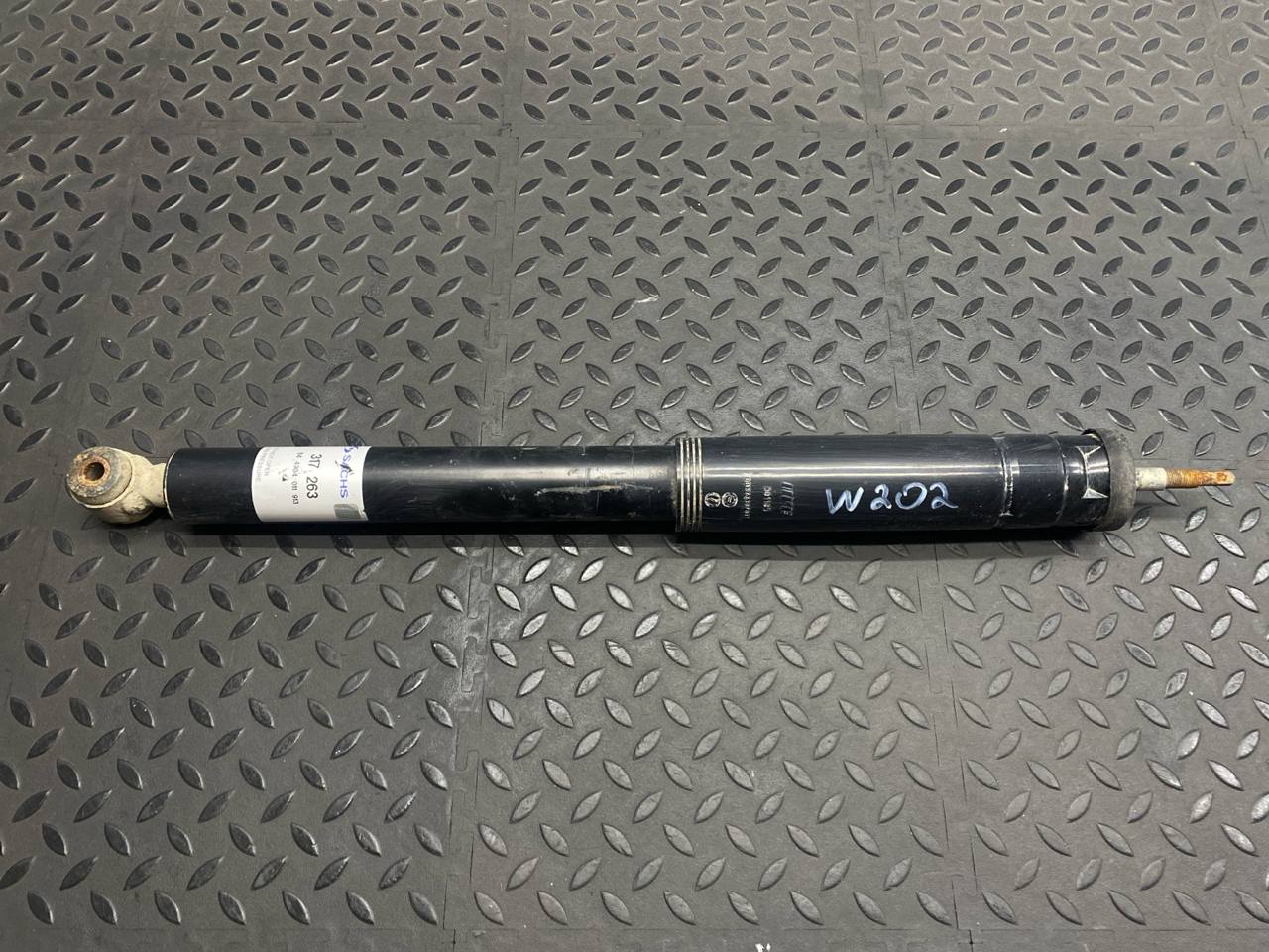 Амортизатор задний Mercedes C/W202 1993-2001