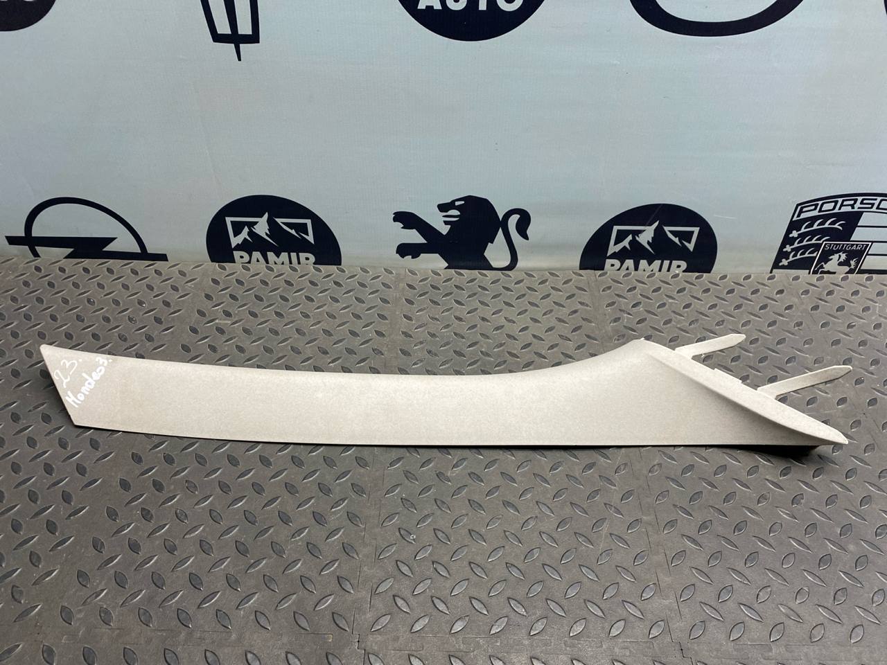 Обшивка стойки передняя правая Ford Mondeo/3 2000-2007