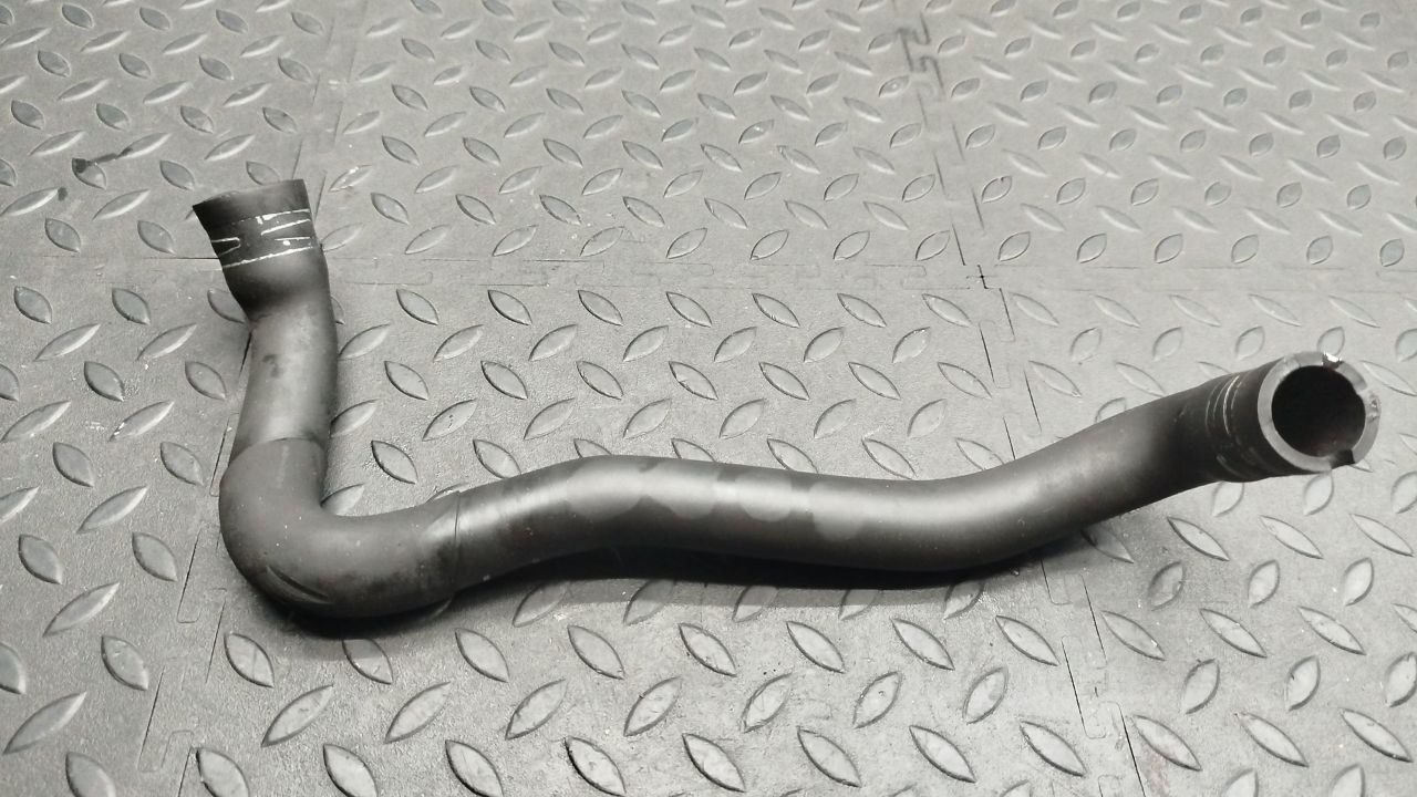 Патрубок картерных газов Opel Zafira/B 2005-2014