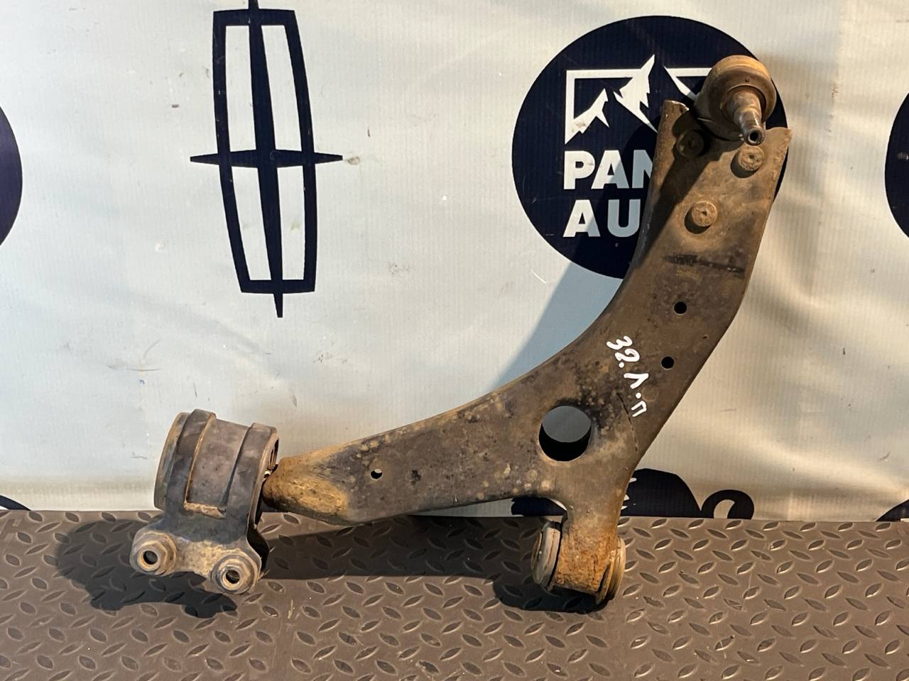 Рычаг передний левый Ford Focus/2 2004-2011