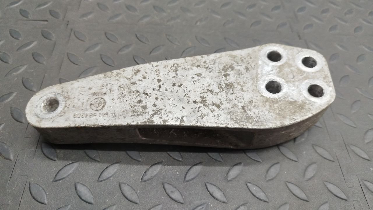 Кронштейн опоры двигателя Smart Forfour/W454 2004-2006