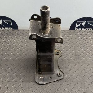 Кронштейн усилителя бампера передний правый Mercedes M/W164 2005-2011