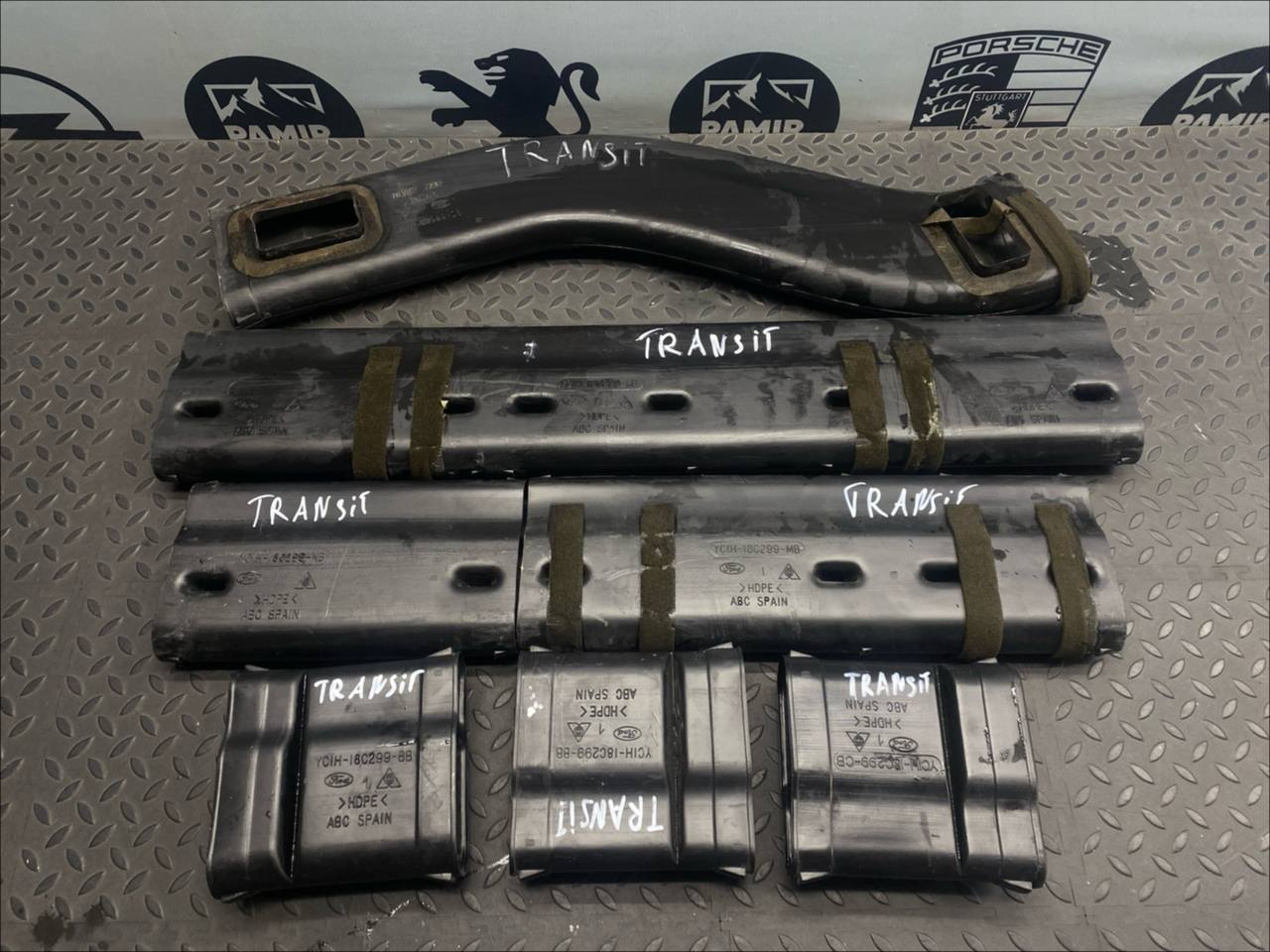 Воздуховод Ford Transit 2000-2006