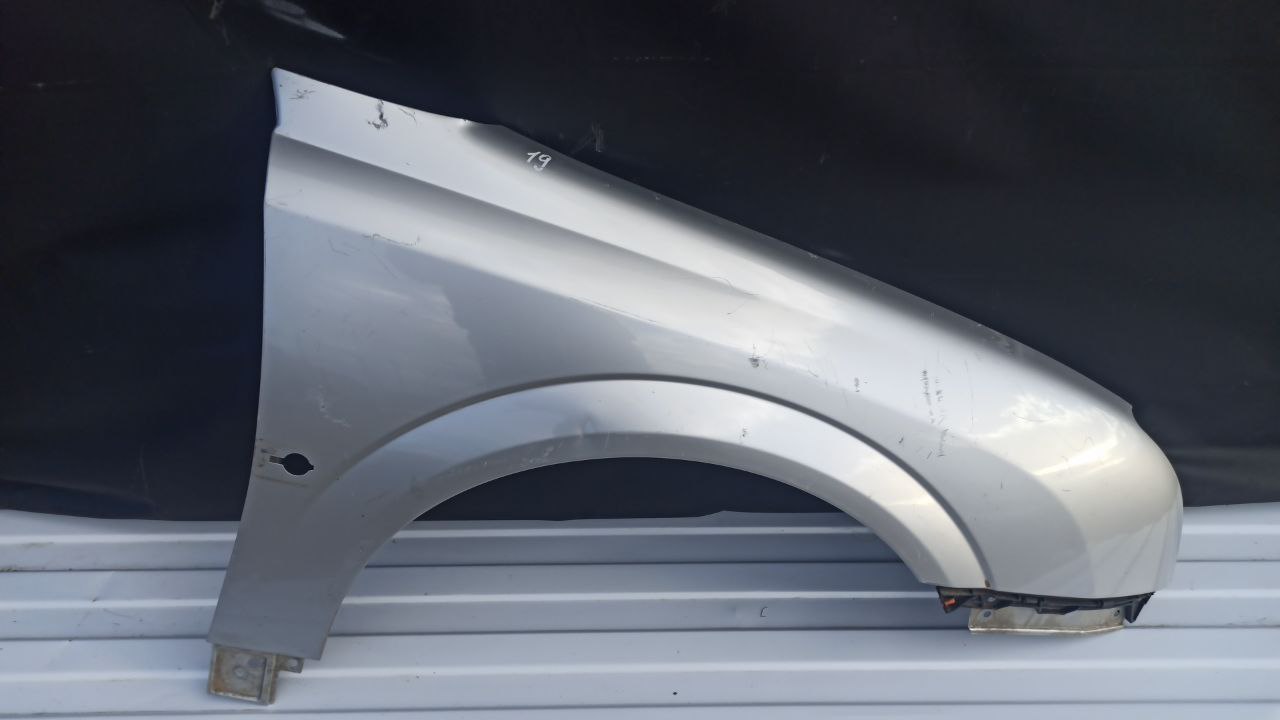 Крыло переднее правое Opel Vectra/C 2002-2008
