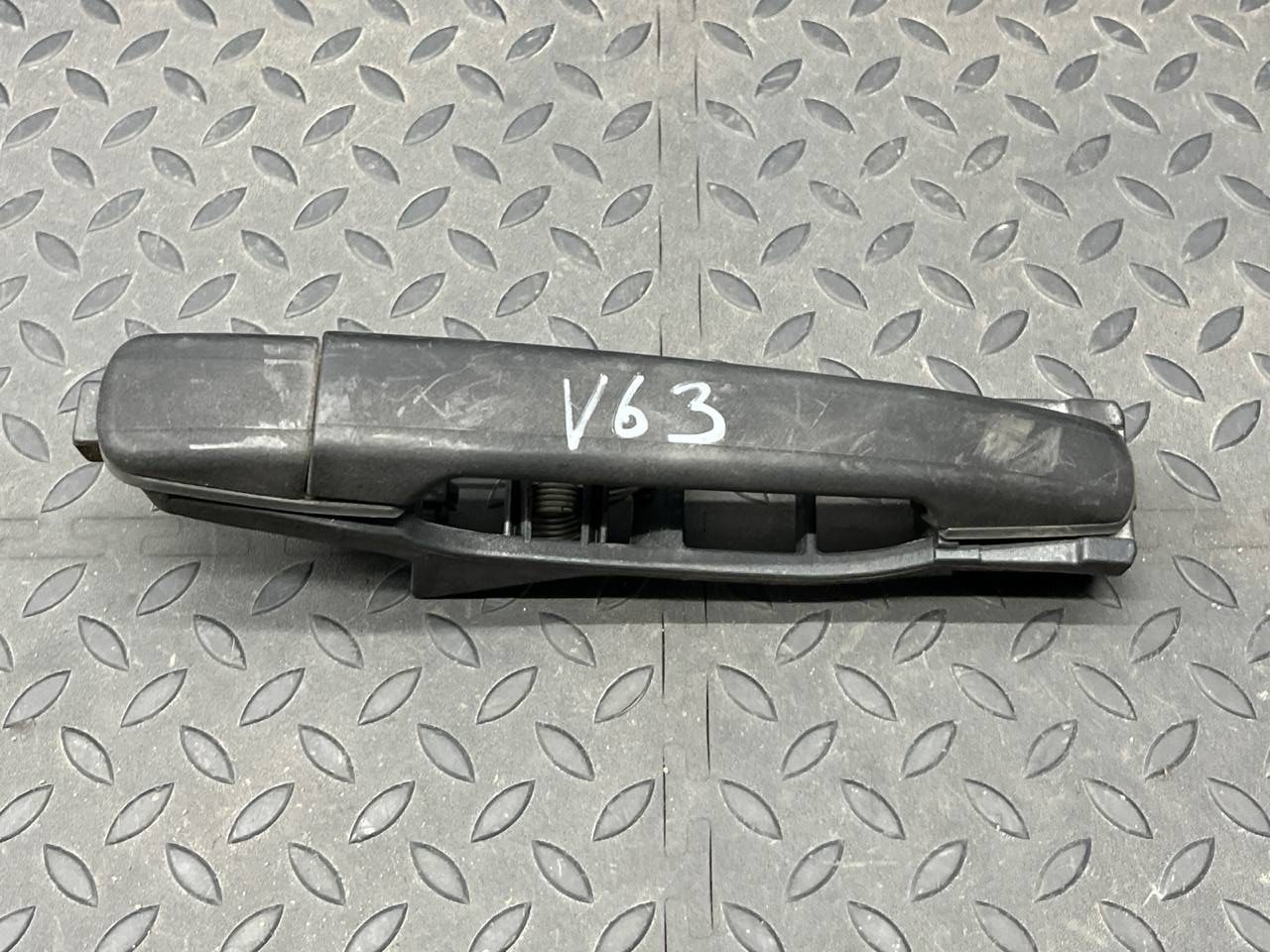 Ручка двери задняя левая Mercedes C/W202 1993-2001