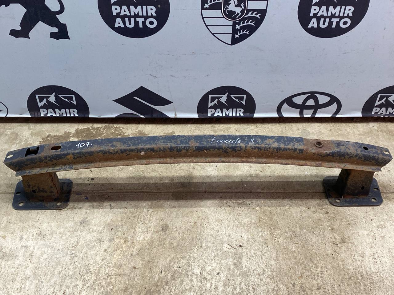 Усилитель бампера задний Ford Focus/2 2004-2011