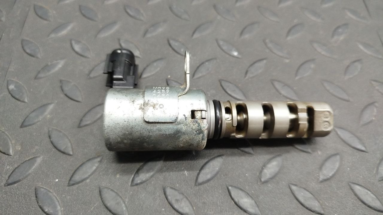 Клапан изменения фаз ГРМ Smart Forfour/W454 2004-2006