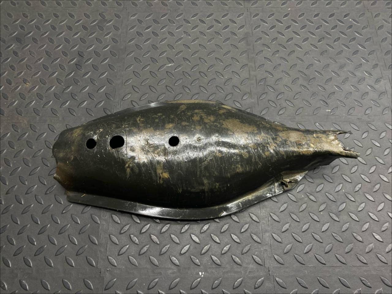 Пыльник рычага задний Mercedes C/W202 1993-2001