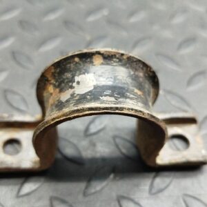 Кронштейн крепления стабилизатора передний Ford Transit 2000-2006