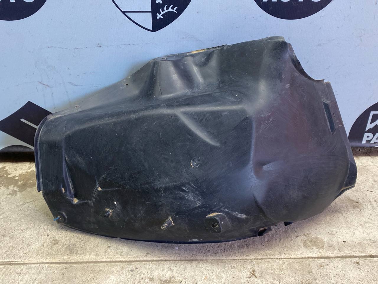 Локер (Подкрылок) задний левый BMW 3/E46 1998-2007