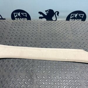 Обшивка стойки передняя правая Mercedes C/W202 1993-2001