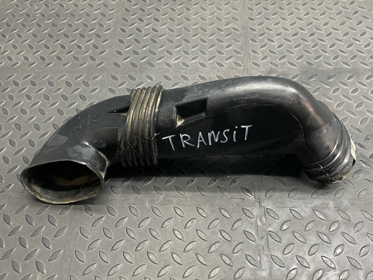 Воздуховод Ford Transit 2000-2006