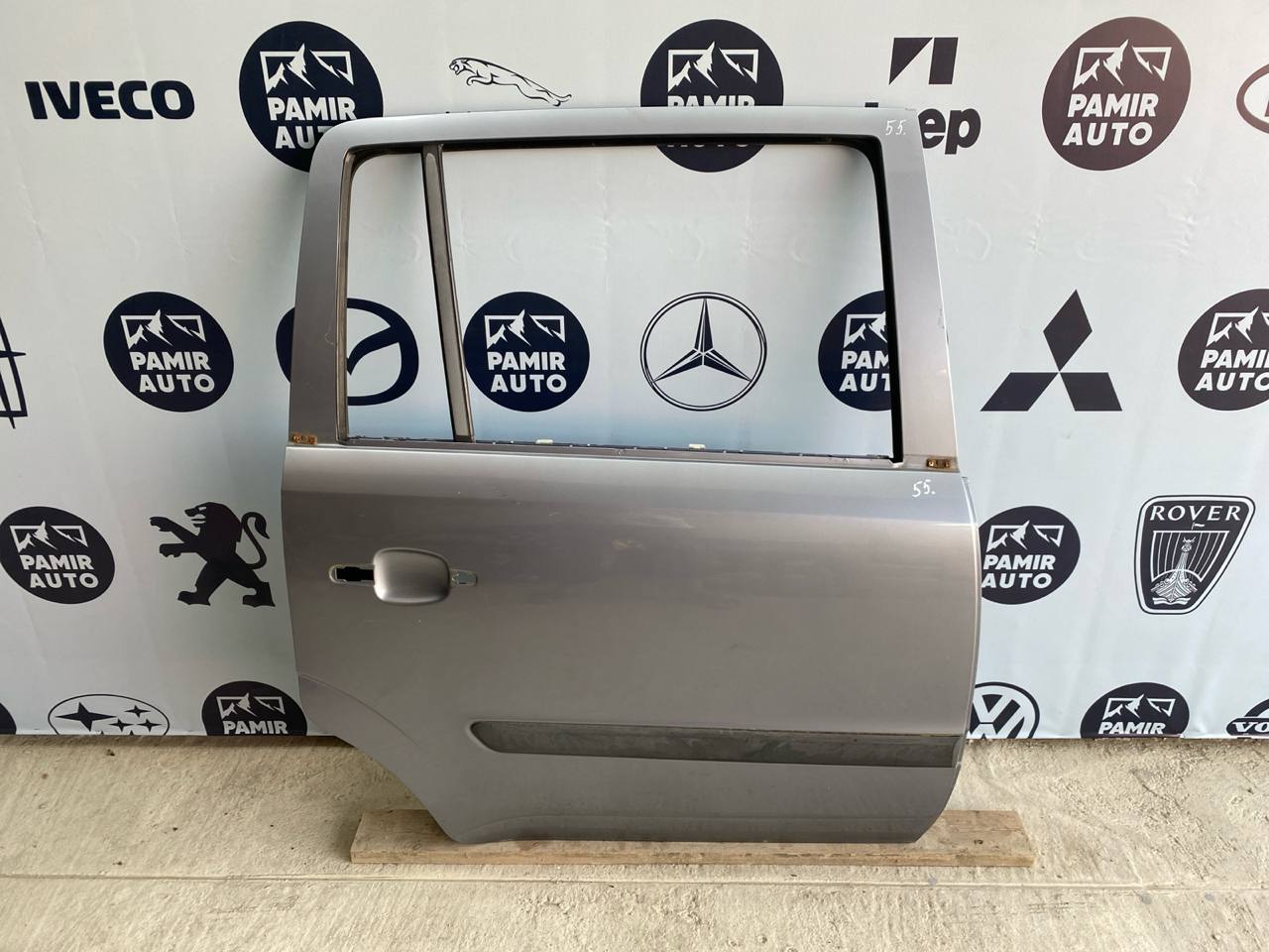 Дверь задняя правая Opel Zafira/B 2005-2014