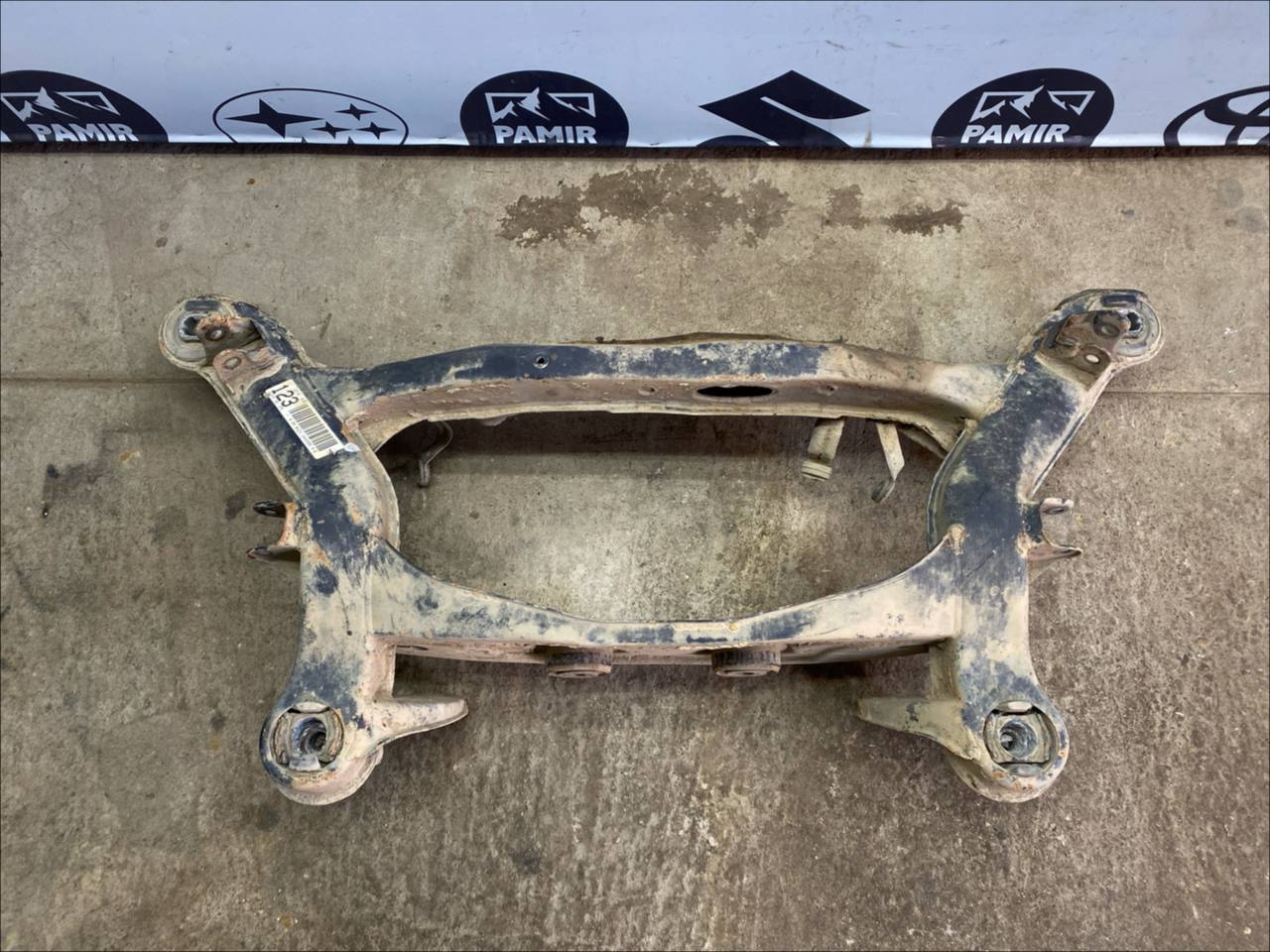 Балка задняя Mercedes C/W202 1993-2001