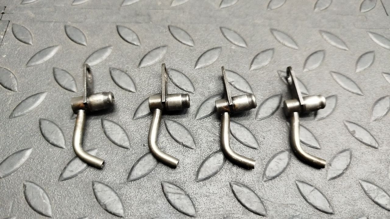 Форсунка масляная Opel Zafira/B 2005-2014