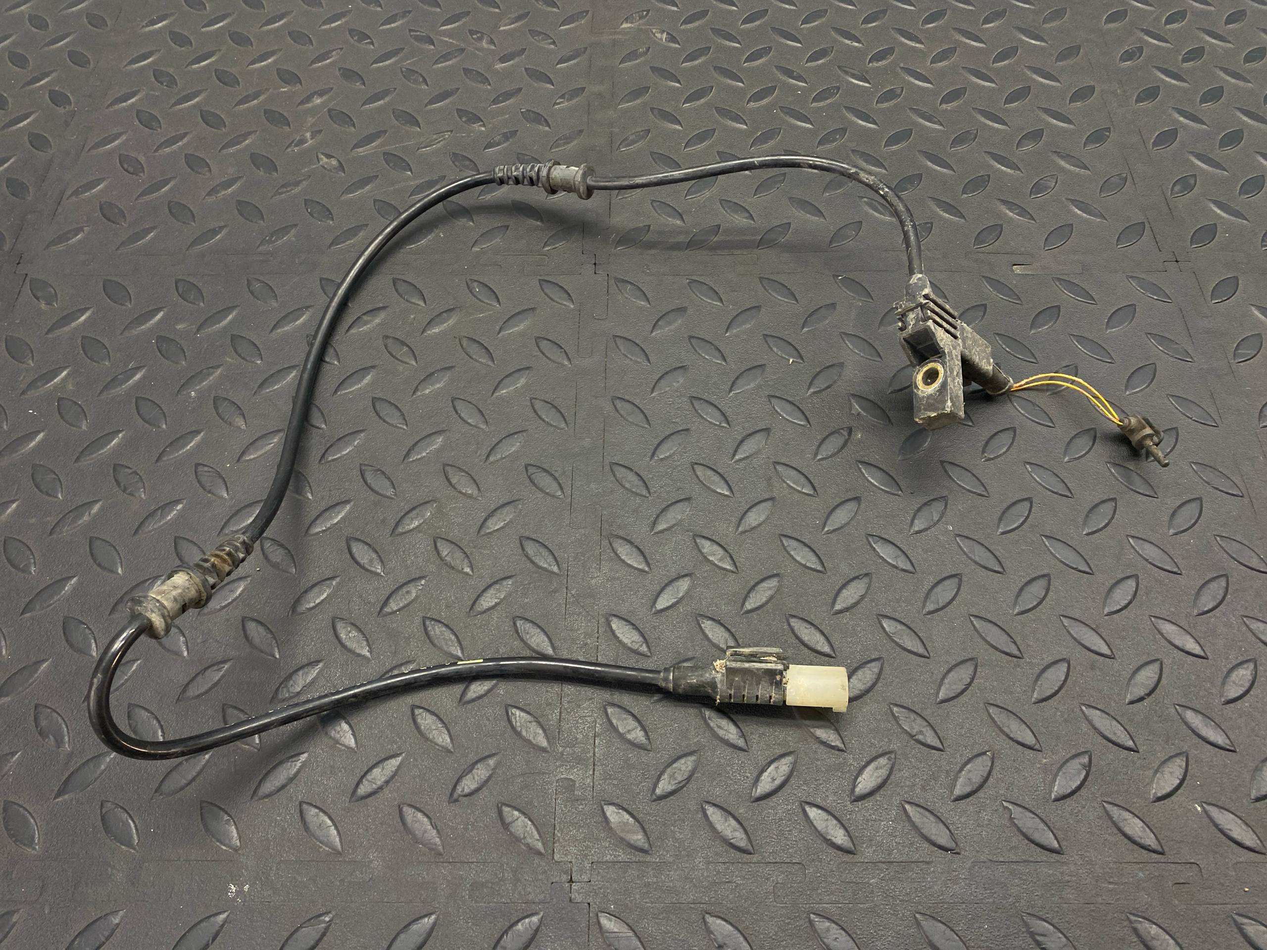 Проводка датчика износа колодок Mercedes E/W211 2002-2009