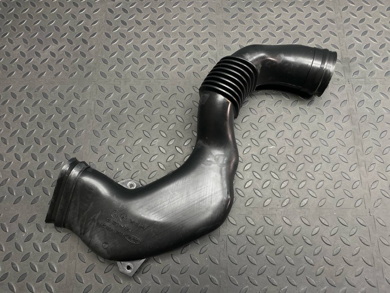 Воздуховод отопителя левый Ford Transit 2000-2006