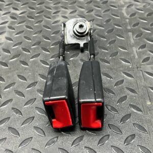 Ответная часть ремня безопасности задняя Mercedes E/W211 2002-2009