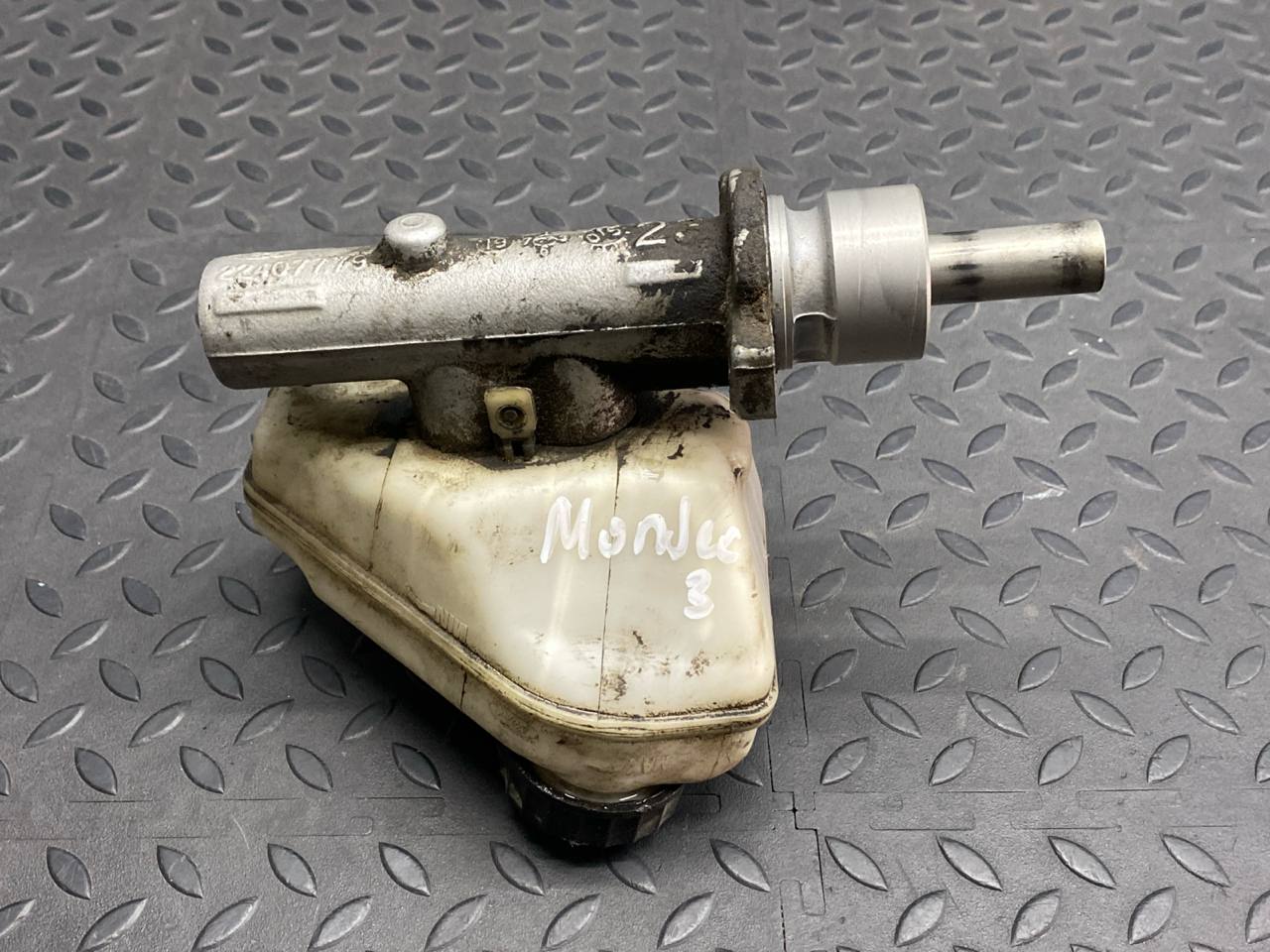 Цилиндр тормозной главный Ford Mondeo/3 2000-2007