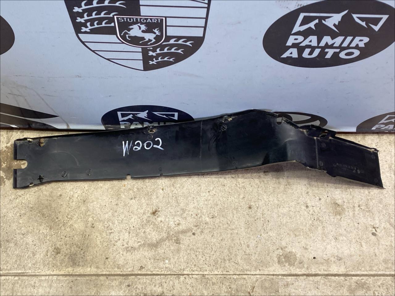 Канал для кабеля Mercedes C/W202 1993-2001