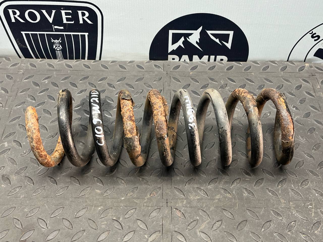 Пружина задняя Mercedes E/W210 1995-2003