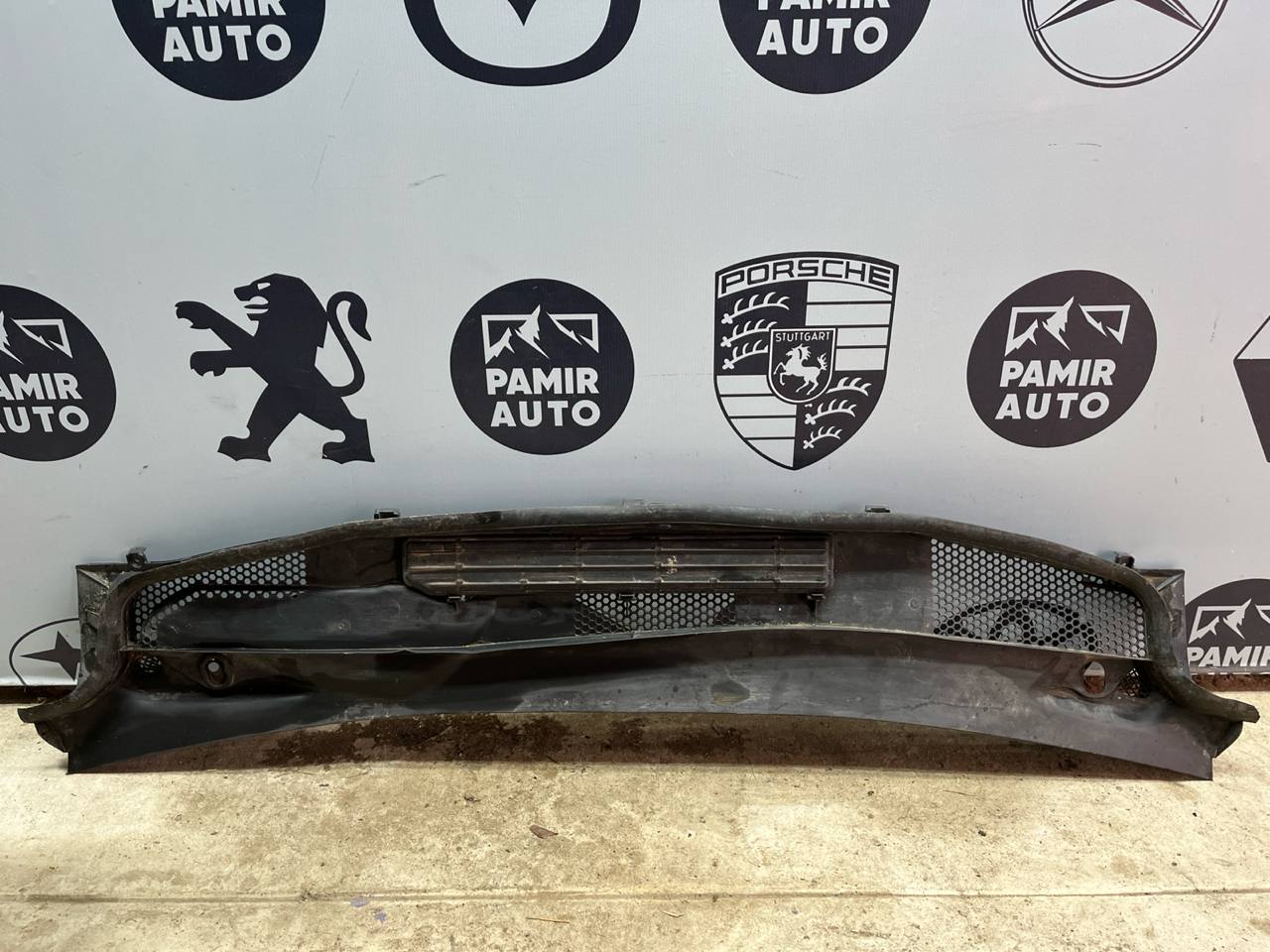 Решетка под лобовое стекло (Жабо) Mercedes B/W245 2005-2011