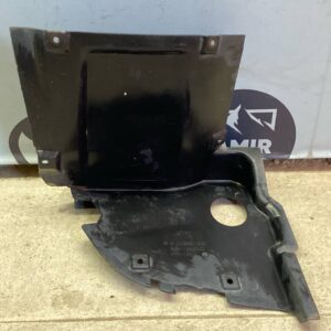 Локер (Подкрылок) передний правый Mercedes C/W203 2000-2008