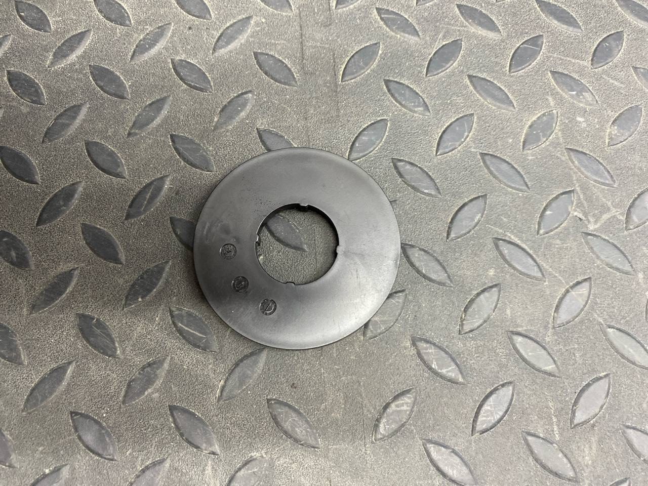 Накладка на сиденье передняя Mercedes E/W211 2002-2009