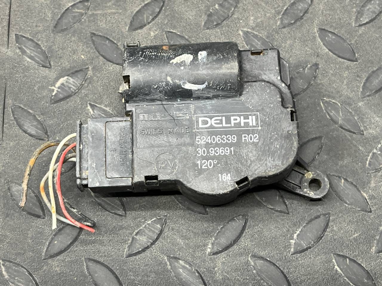 Моторчик заслонки отопителя Opel Astra/H 2004-2014