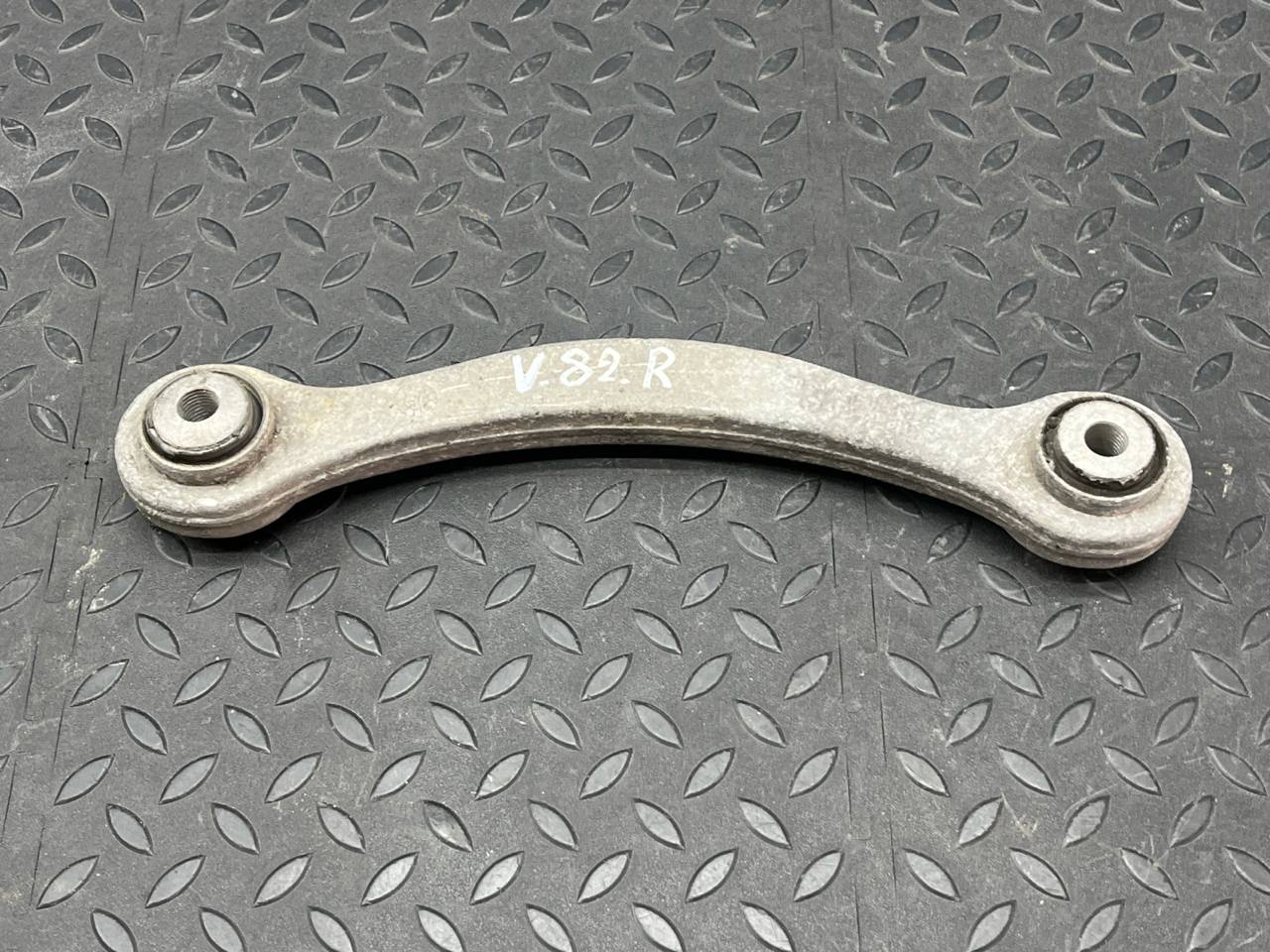 Рычаг задний правый Mercedes E/W211 2002-2009