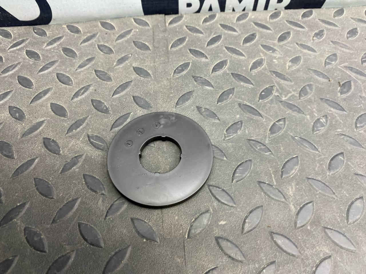 Накладка на сиденье передняя Mercedes E/W211 2002-2009