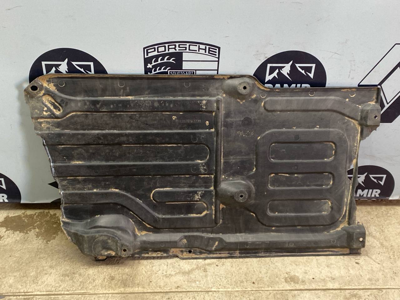 Защита антигравийная задняя правая Mercedes E/W211 2002-2009