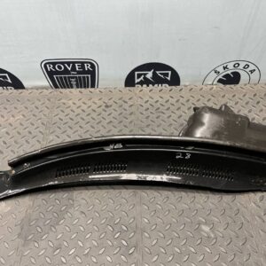 Решетка под лобовое стекло (Жабо) левая Mercedes E/W210 1995-2003