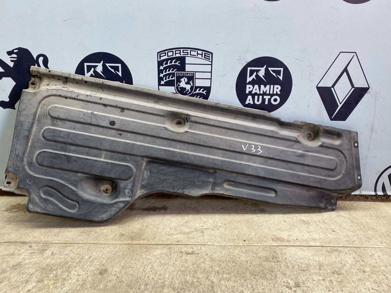 Защита антигравийная передняя правая Mercedes E/W211 2002-2009