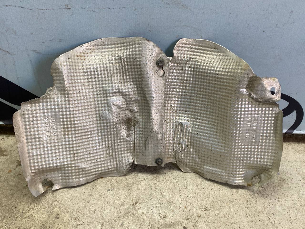 Экран тепловой Mercedes E/W211 2002-2009