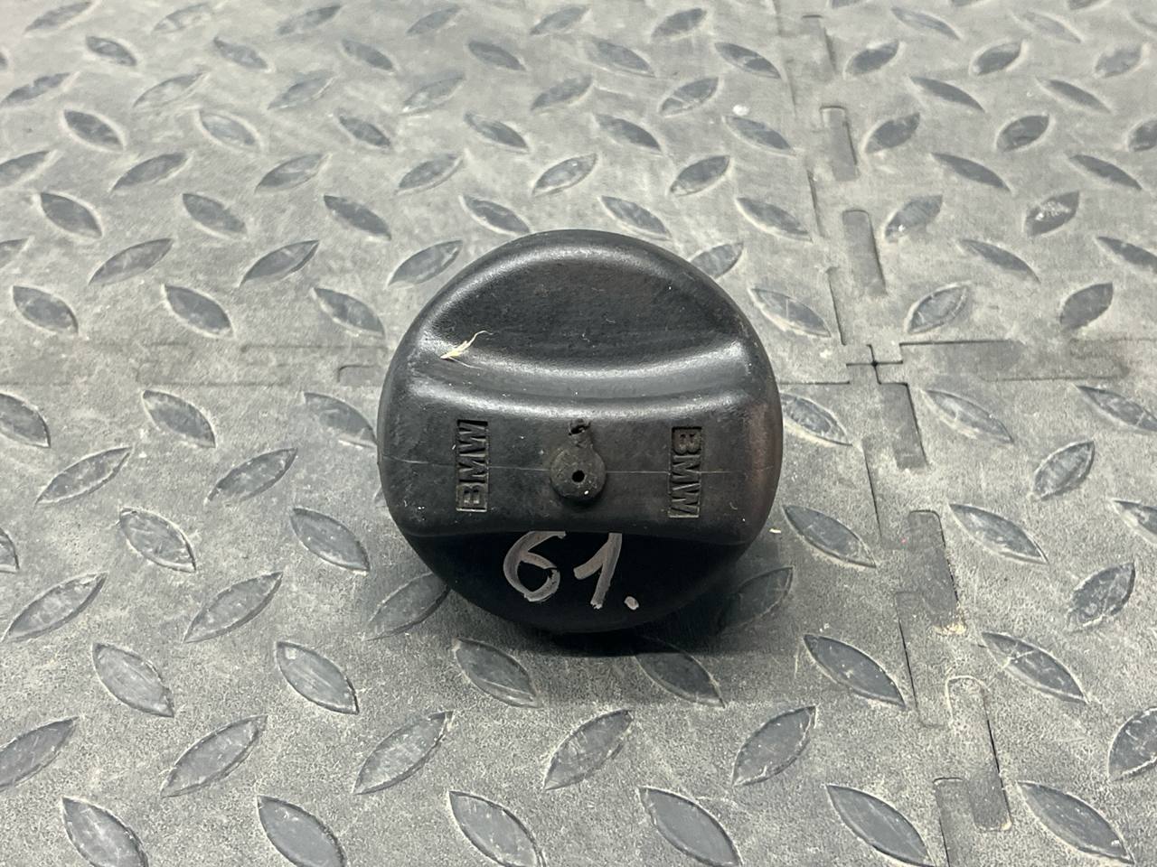 Крышка топливного бака BMW 3/E46 1998-2007