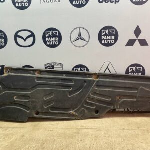 Защита антигравийная правая Mercedes C/W203 2000-2008