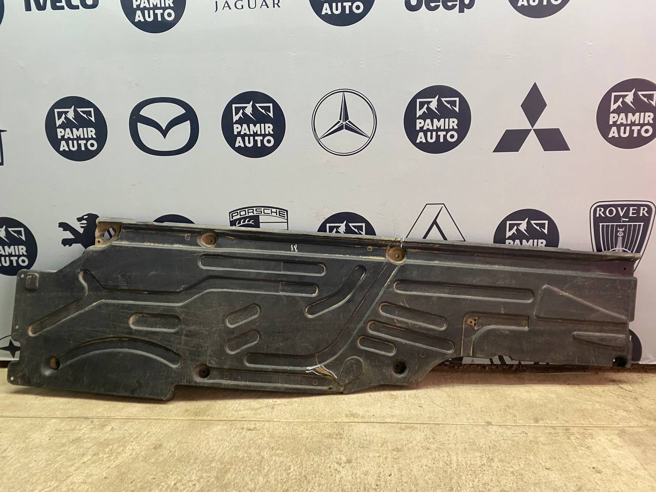 Защита антигравийная правая Mercedes C/W203 2000-2008