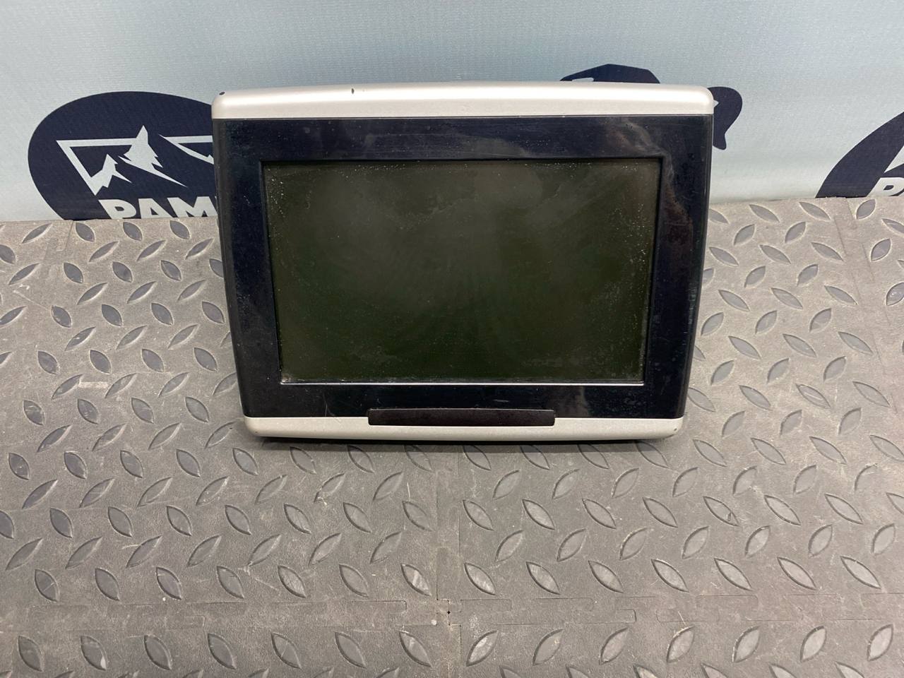 Дисплей информационный Mercedes M/W164 2005-2011