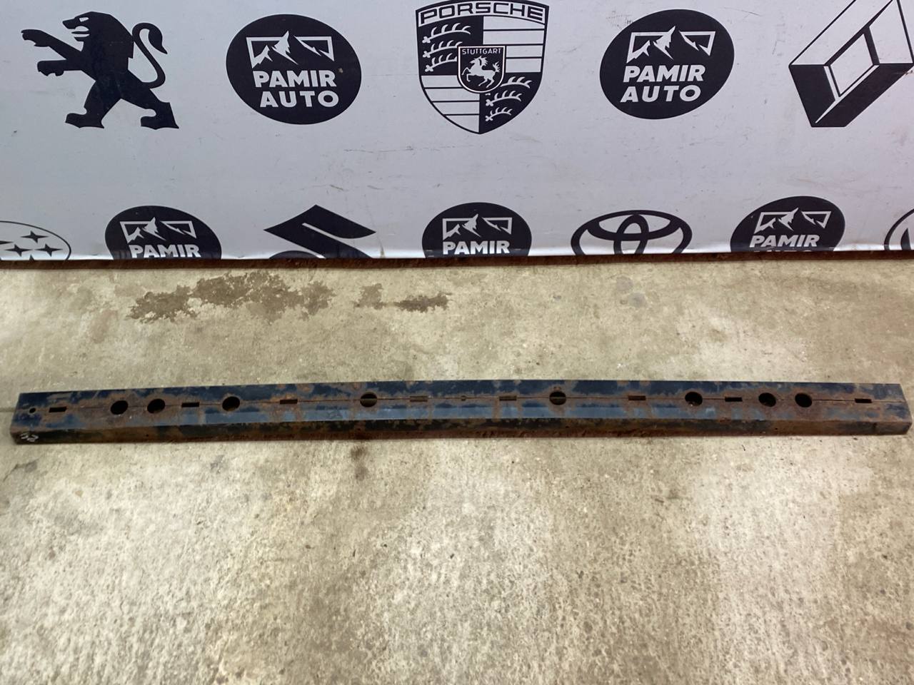 Усилитель бампера задний Ford Transit 2006-2013