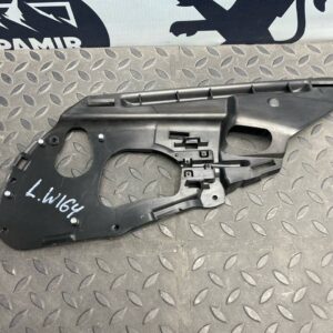 Накладка на сиденье передняя правая Mercedes M/W164 2005-2011