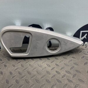 Накладка на сиденье передняя правая Mercedes M/W164 2005-2011