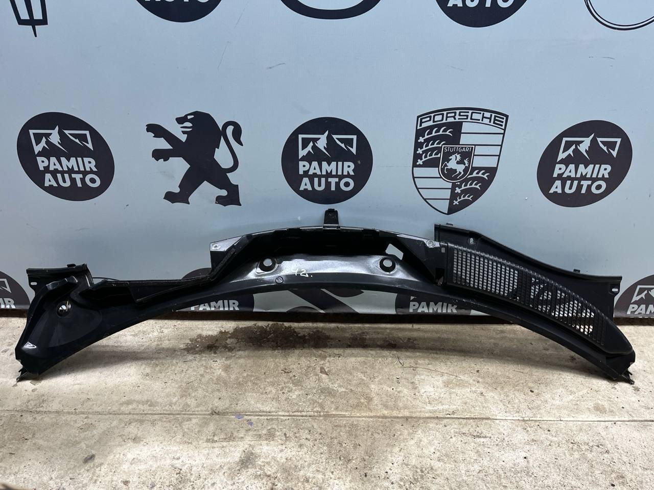 Решетка под лобовое стекло (Жабо) Renault Scenic/2 2003-2009