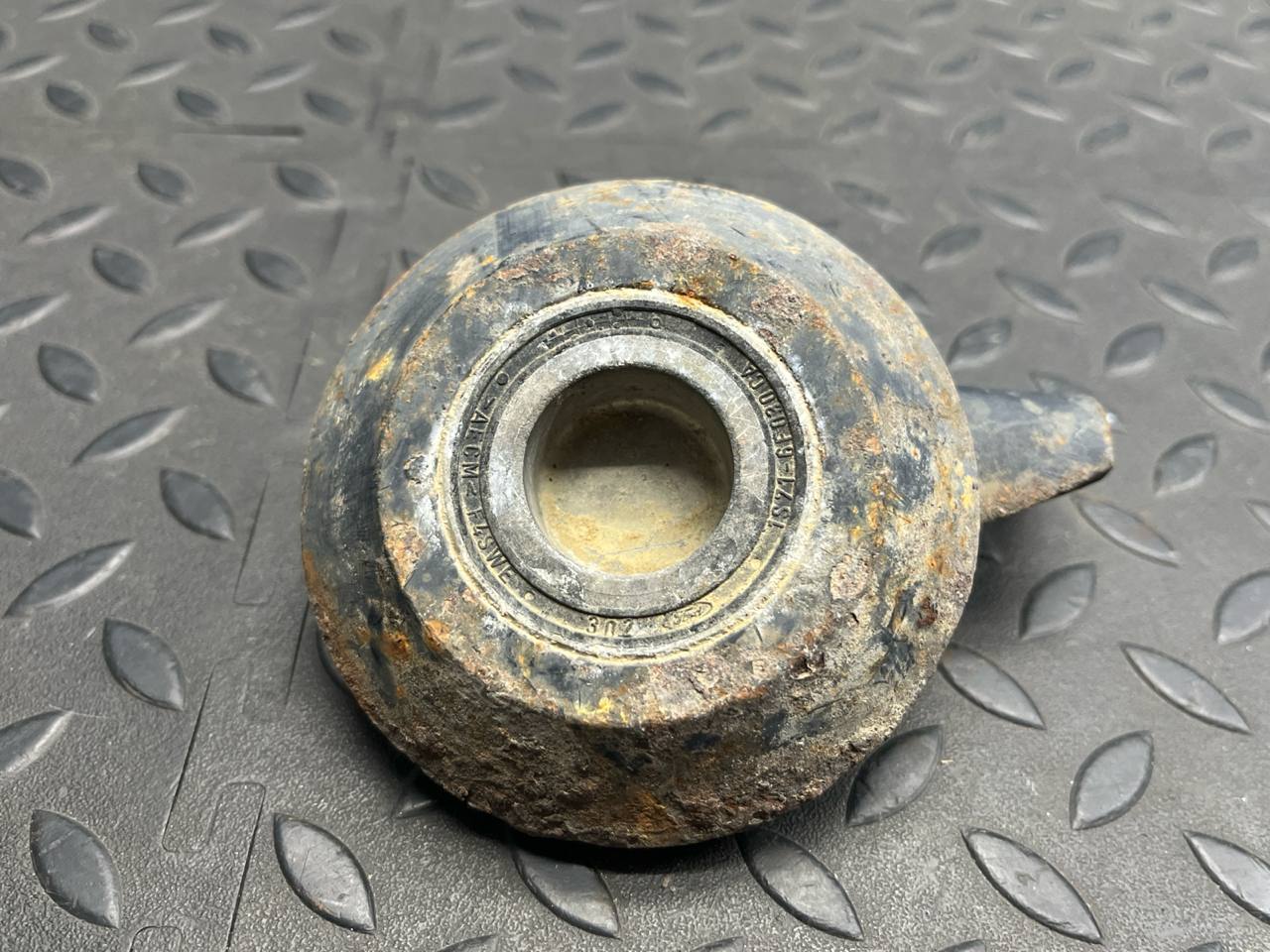 Опора двигателя Ford Mondeo/3 2000-2007