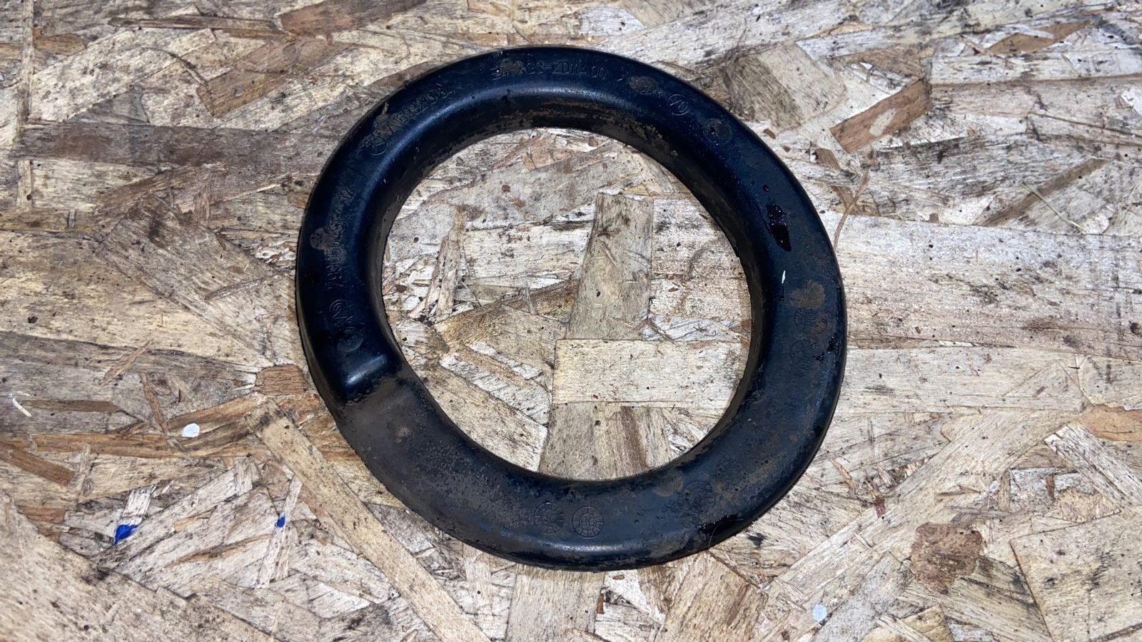 Прокладка пружины передняя Mercedes B/W245 2005-2011