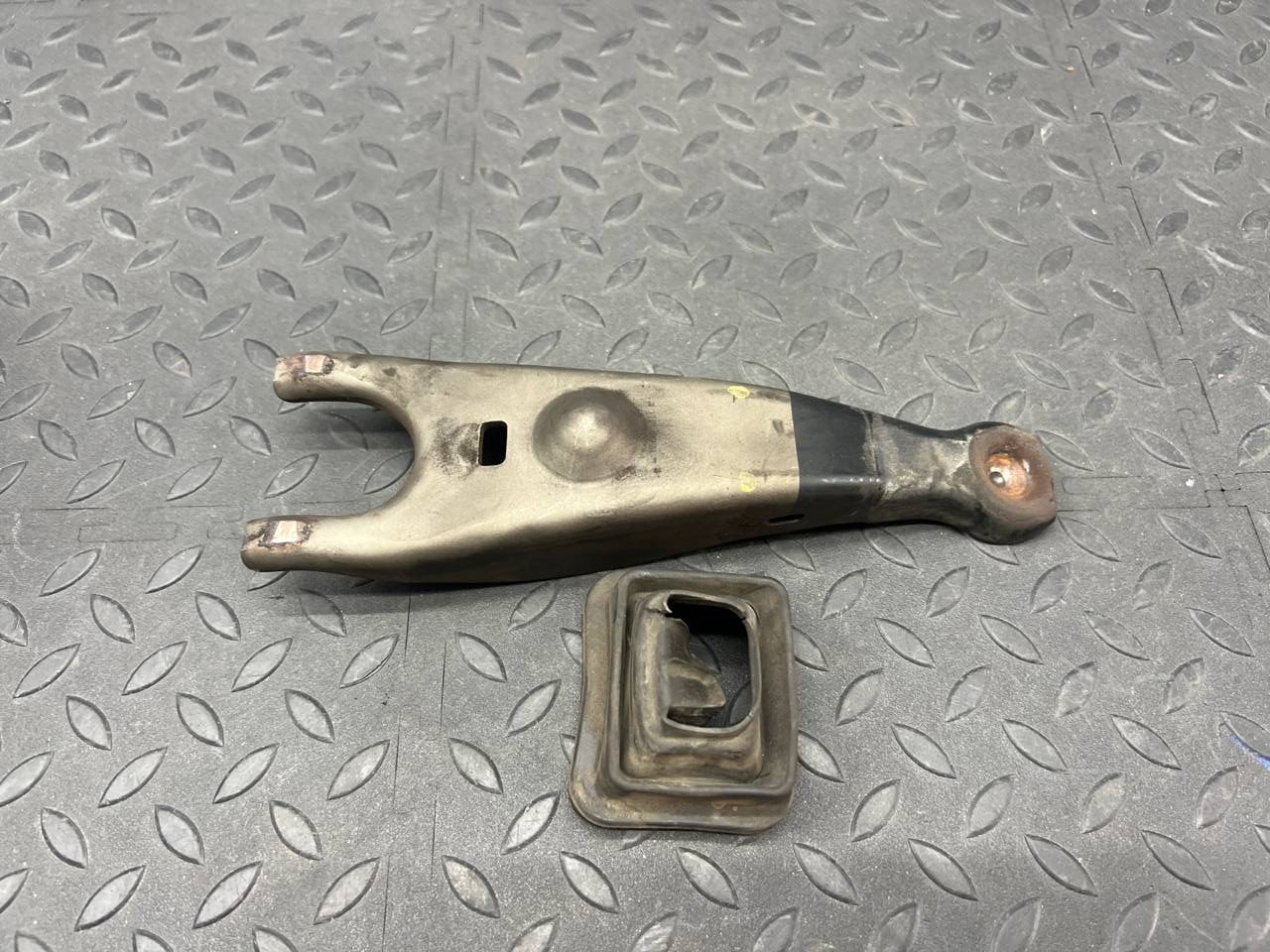 Вилка сцепления Honda Civic/8 2005-2012