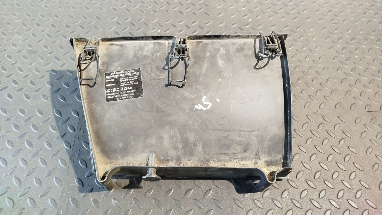 Корпус салонного фильтра Mercedes C/W203 2000-2008