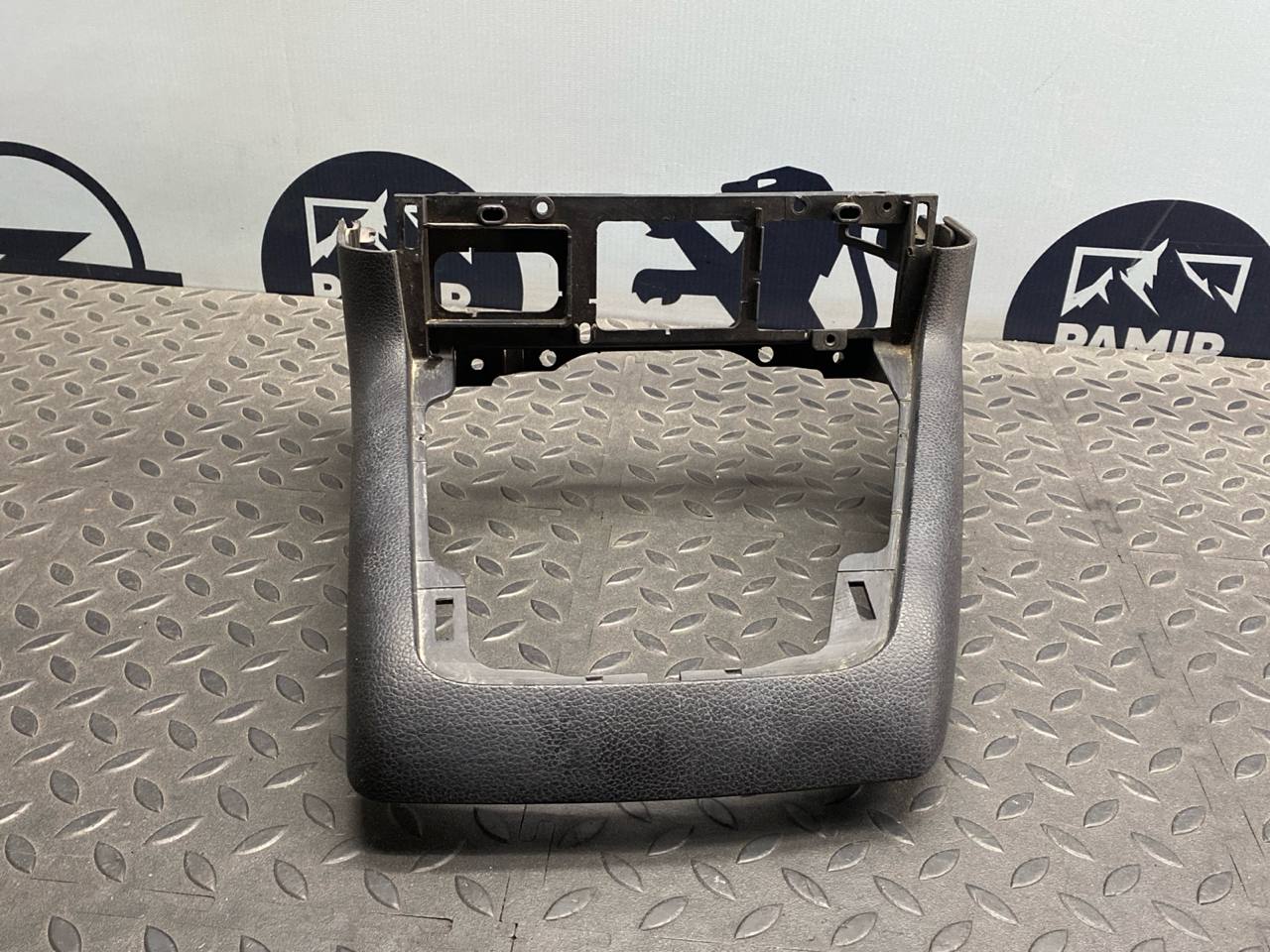 Накладка на кулису МКПП Ford Mondeo/3 2000-2007