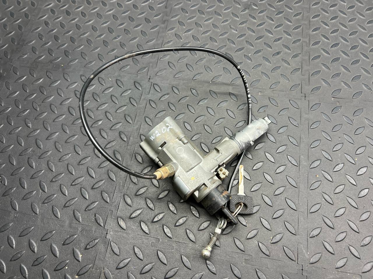 Замок зажигания Mercedes C/W202 1993-2001